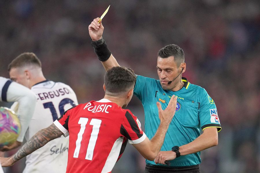 Suspended in Serie A, top in the Champions League » What a game the referee who invented a penalty against Inter has!