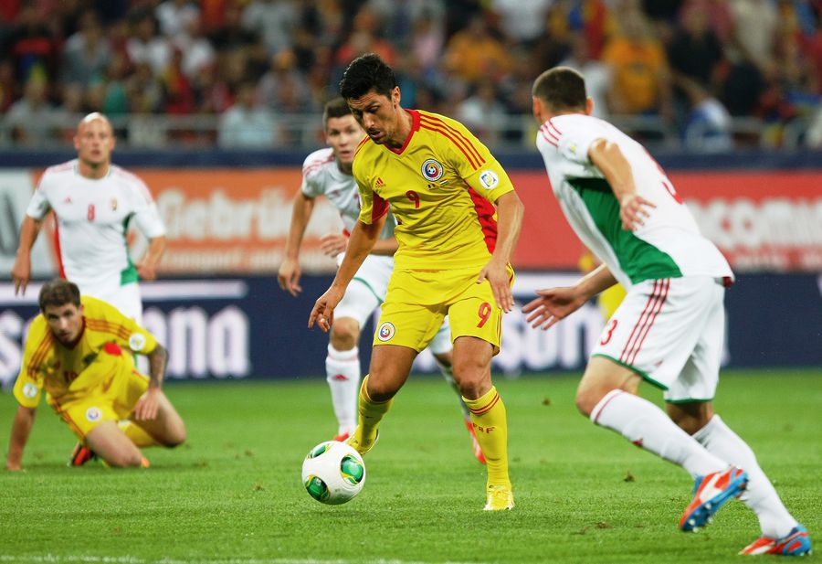 Romania destroyed Hungary in 2013, in Bucharest, 3-0, a match in which Jozsef Csabi was on the Hungarian bench as second coach. Photo: Imago Former Hungarian international, debuted for Ienei in the Hungarian national team: