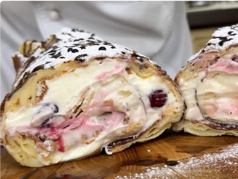 This roll is prepared very simply and easily, and turns out incredibly tender with a pleasant sourness. Recipe
