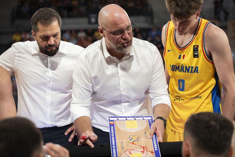 Mihai Silvășan, coach of the Romanian national team/Photo: fiba.basketball Mihai Silvășan reached 500 matches at the helm of U-BT Cluj-Napoca: