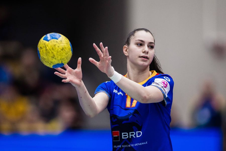Rebeca Necula/Foto: Imago Images Ele sunt cele 18 handbaliste care vor să scrie istorie pentru România la CM: marele motiv de optimism + 10 jucătoare „dispărute” în ultimul an