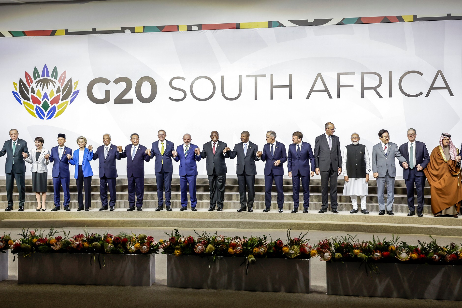 More than a dozen leaders including Germany's Friedrich Merz, France's Emmanuel Macron, Britain's Keir Starmer, the EU's Ursula von der Leyen and Canada's Mark Carney at the G20 world leaders summit. Johannesburg, South Africa, November 22, 2025