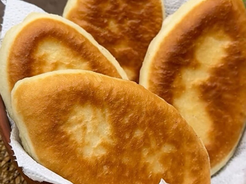 This dough makes fried pies soft, tender and very tasty. Yeast recipe