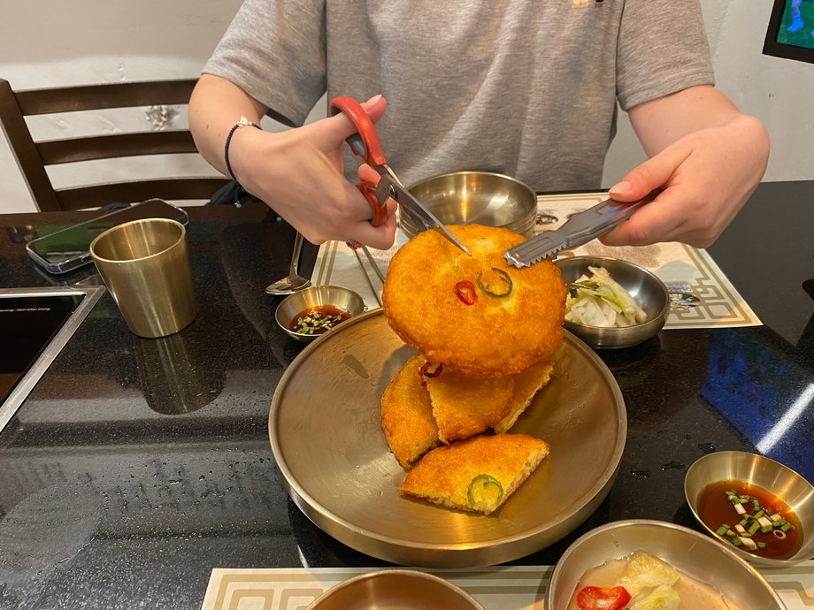 "Korean sandwiches"i.e. mung bean pancakes