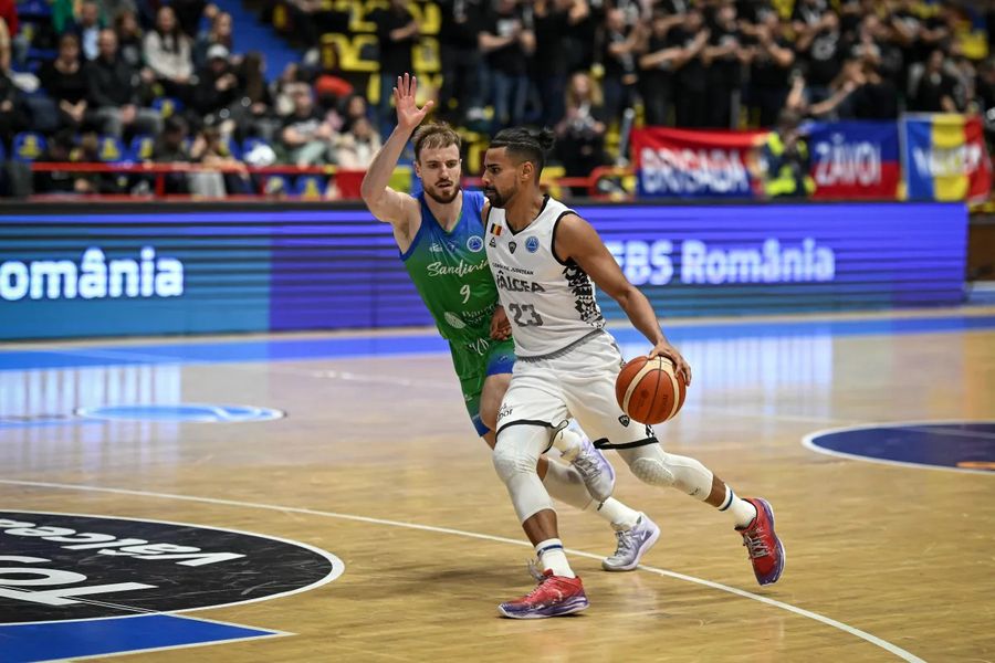 CSM CSU Oradea, close to qualifying for the second phase of the FIBA ​​Europe Cup » CSM Corona Brașov and CS Vâlcea 1924, eliminated from the competition