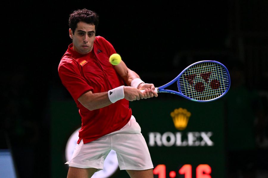 Jaume Munar in action at the Davis Cup Finals Photo: Imago Images Spaniards' reactions after qualifying for Davis Cup semi-finals: 'At that moment, you just pray they make a double fault'