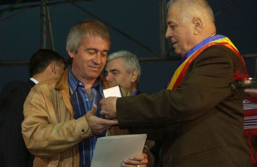 Unexpected attack! The former student trashed Lucescu and asked him to resign: 