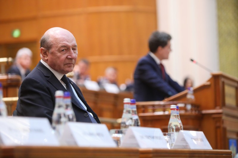 What does Nicușor Dan answer to Traian Băsescu, who asks him for