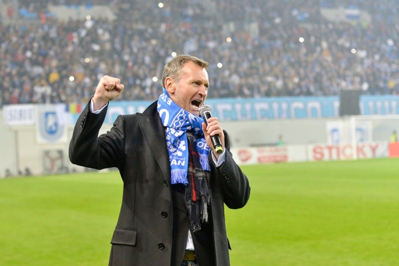 SuperLiga: The man noted by Craioveanu in the Craiova University team. 
