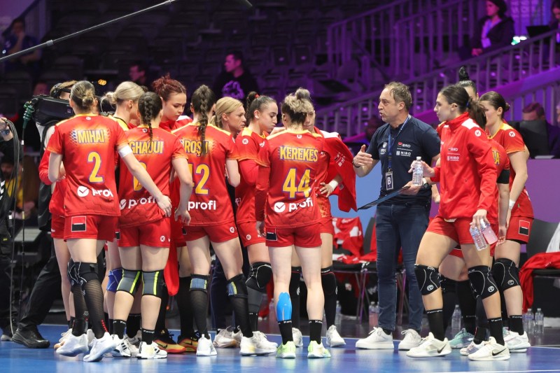 Exciting half in Romania's debut match at the Handball World Cup! When we play the next game