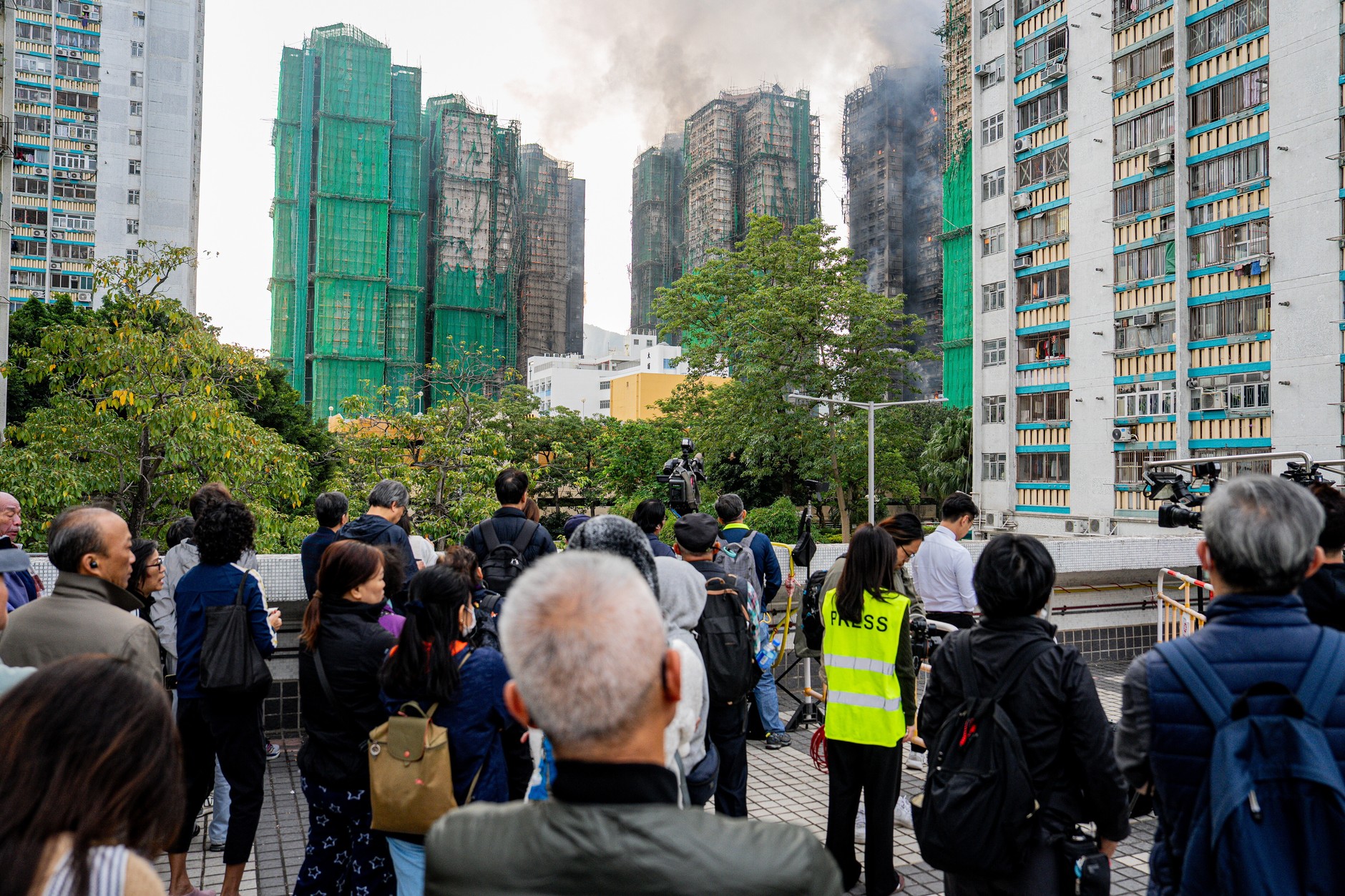 epa12551660 - CHINA HONG KONG FIRE (Major fire breaks out in Hong Kong, leaving at least 44 dead and 279 missing)