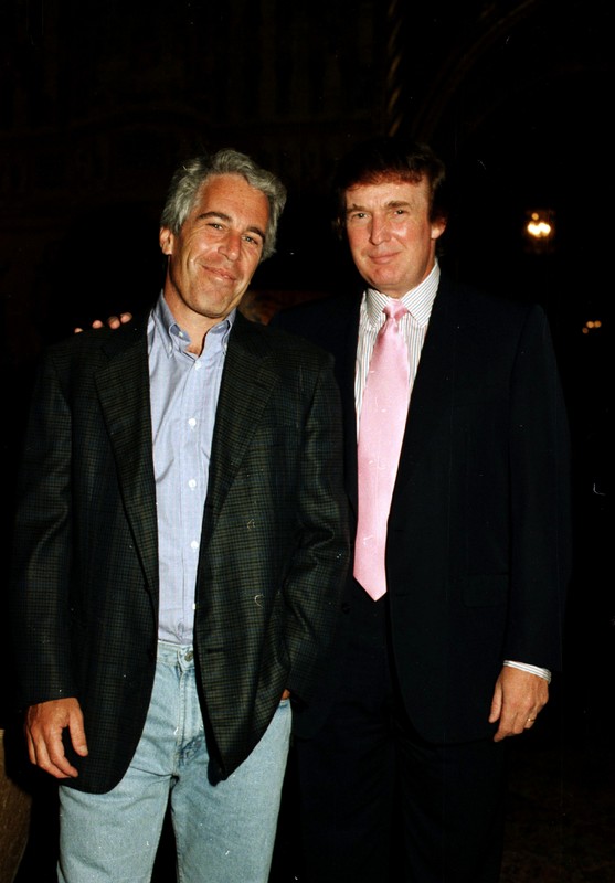Donald Trump and Jeffrey Epstein in 1997