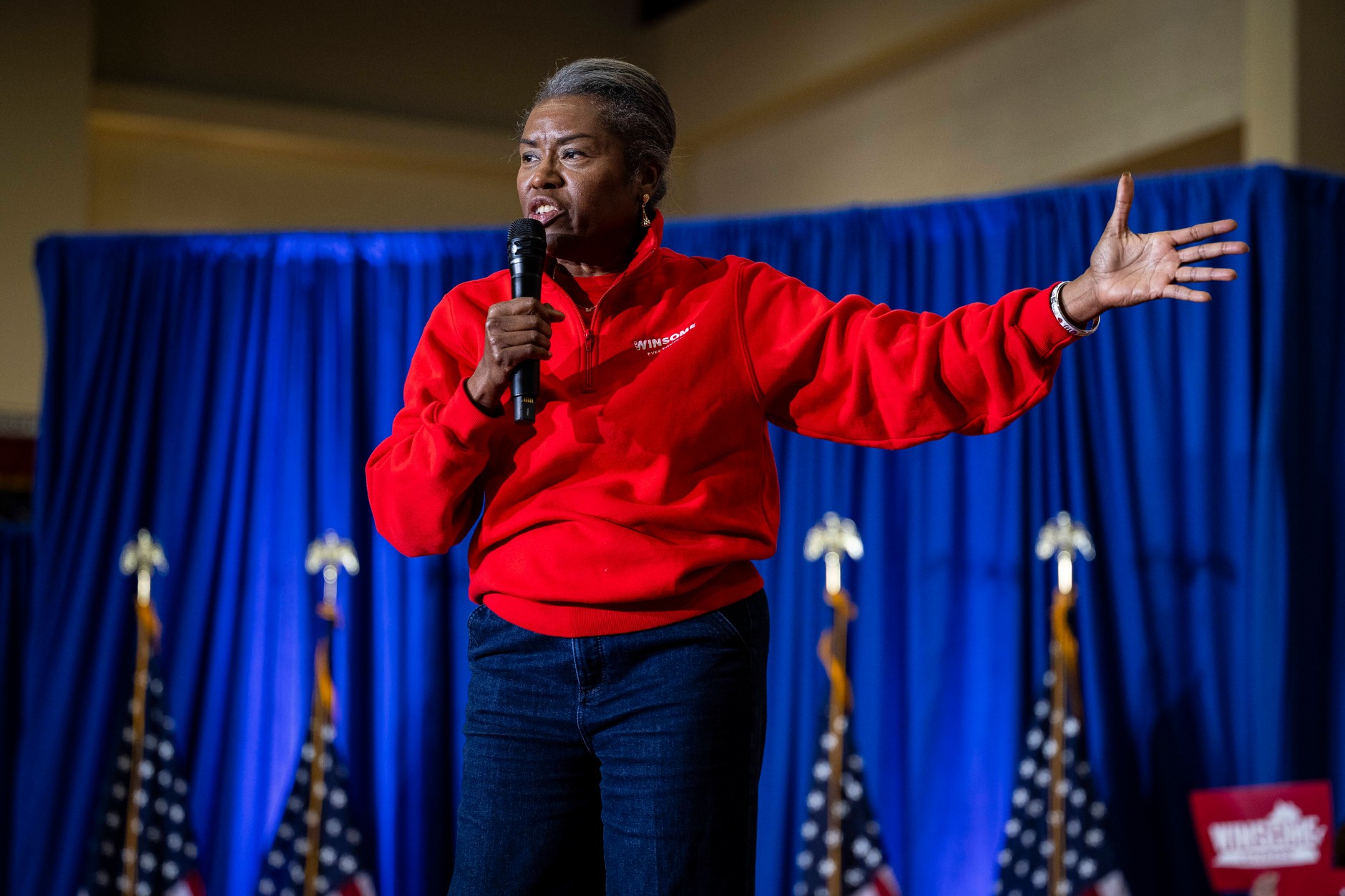 Republican candidate for Governor of Virginia Winsome Earle-Sears during a rally. Purcellville, November 1, 2025