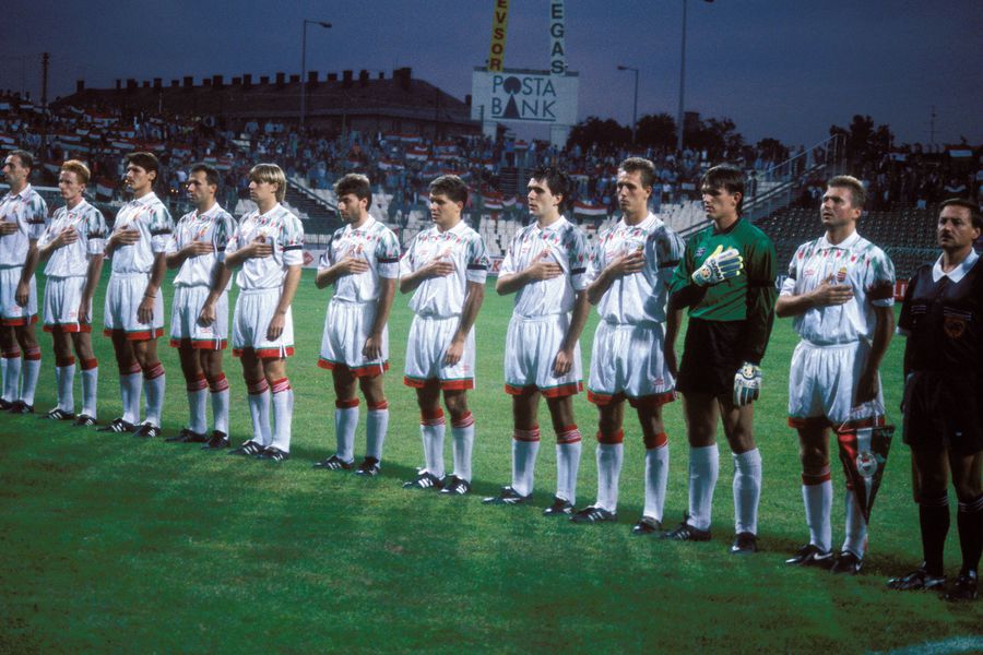 Hungary in the 1993 version, a team that bogged down in the 1994 World Cup campaign. Photo: Imago Former Hungarian international, debuted for Ienei in the Hungarian national team: