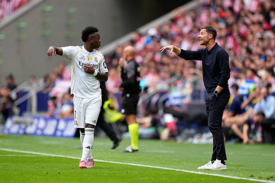 Coach Xabi Alonso is the first who had the courage to put Vinicius Jr. on the bench at Real Madrid / Photo: Imago Vinicius Jr. gave an ultimatum to Florentino Perez! »