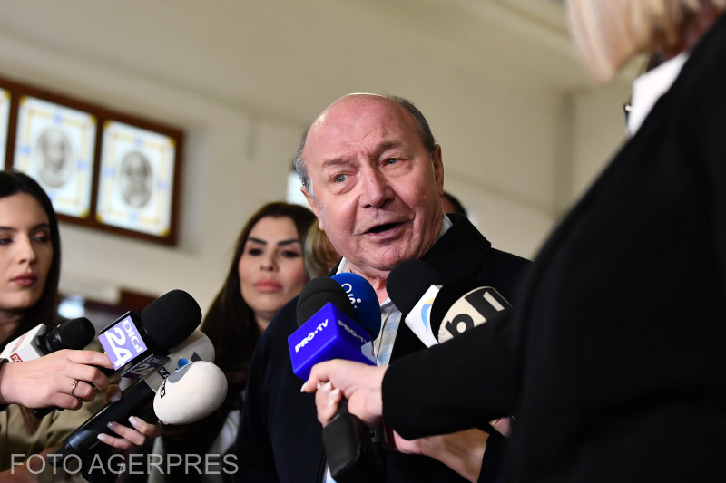 Traian Băsescu catalogs in three words the PSD congress in which the only candidate was elected with 99%