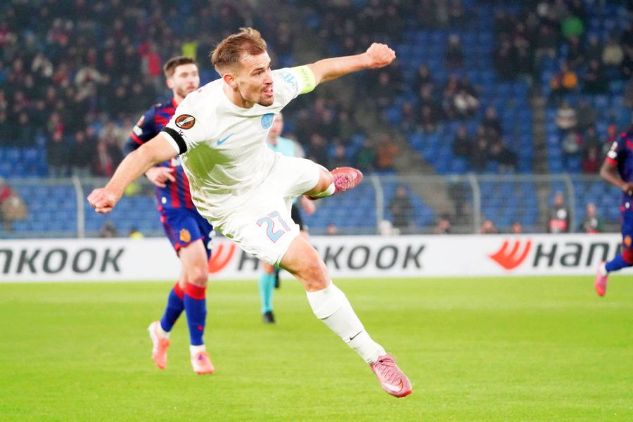 Adi Mutu proposes him as a starter for the national team: 