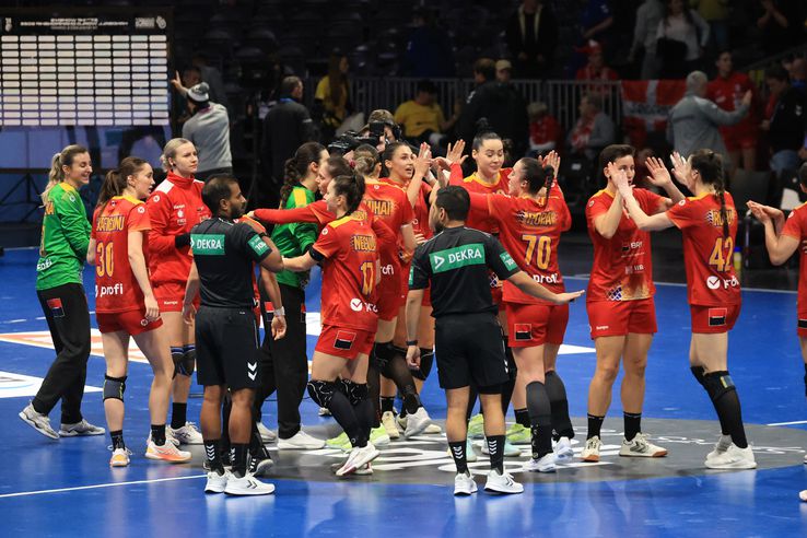 Images of the joy after Romania's victory over Japan/PHOTO: Ionuț Iordache (GSP.ro)
