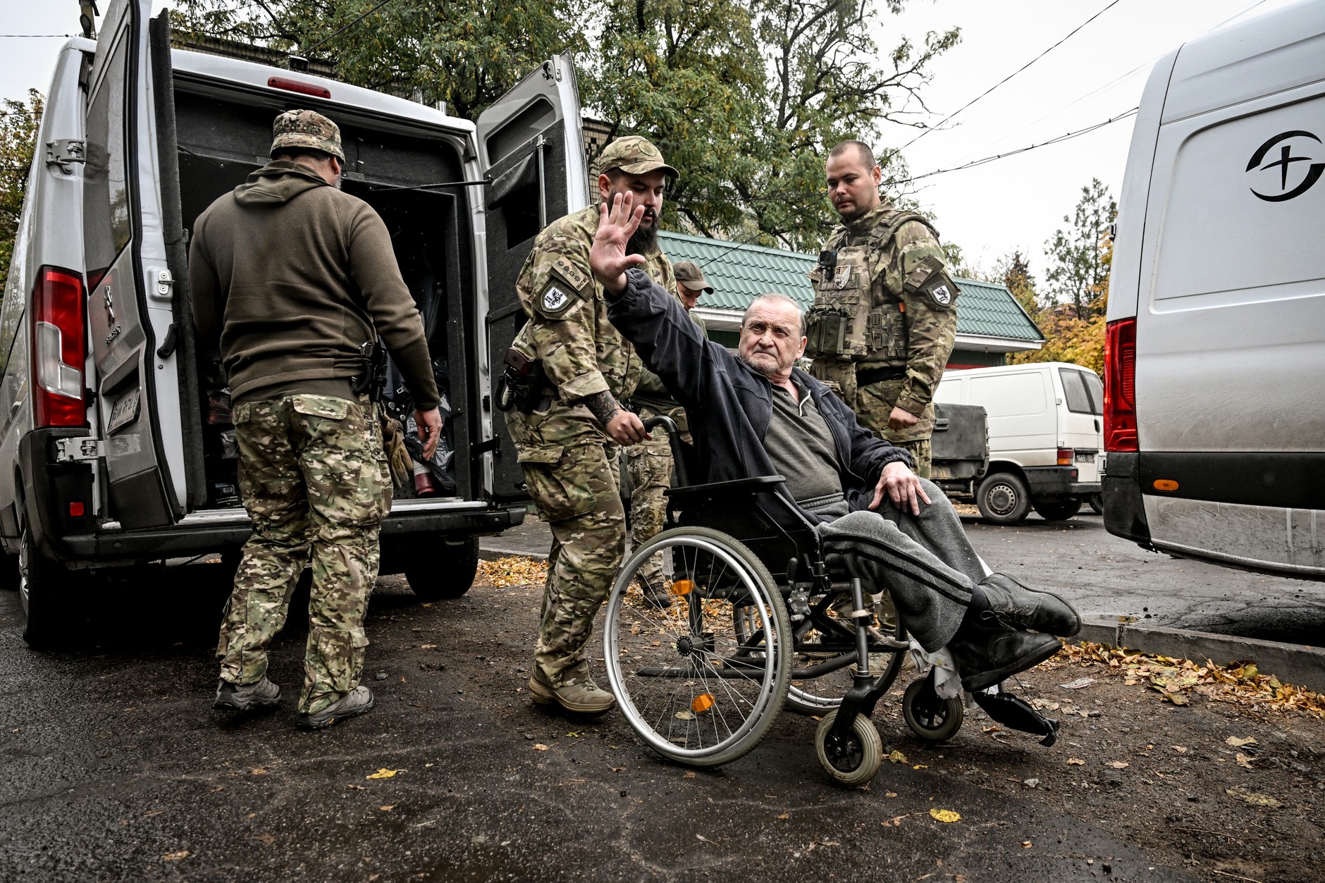 Evacuation of civilians from Pokrovsk, October 10, 2025.