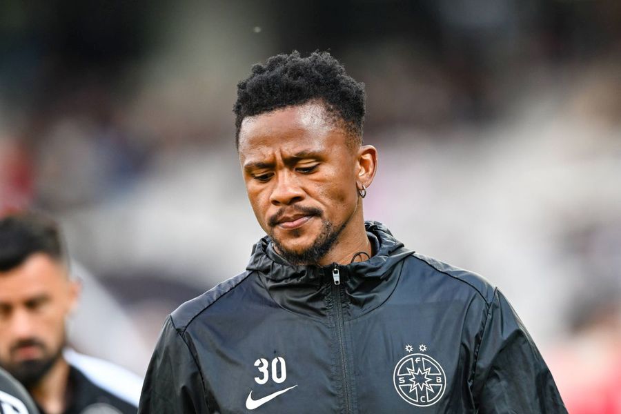 Siyabonga Ngezana // photo: Imago Total riot at FCSB » The player ran away from the training camp to meet the rival footballer