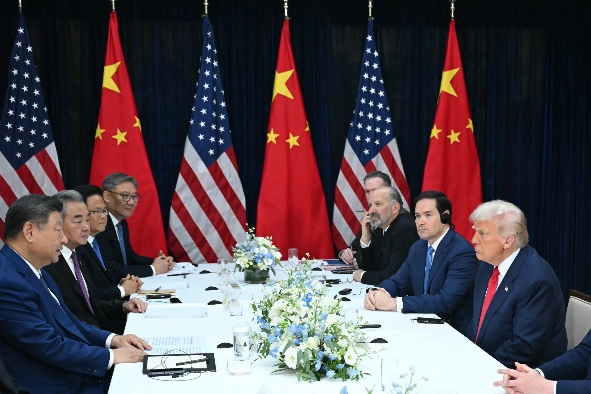 Chinese and American delegations at talks in South Korea, October 30, 2025.
