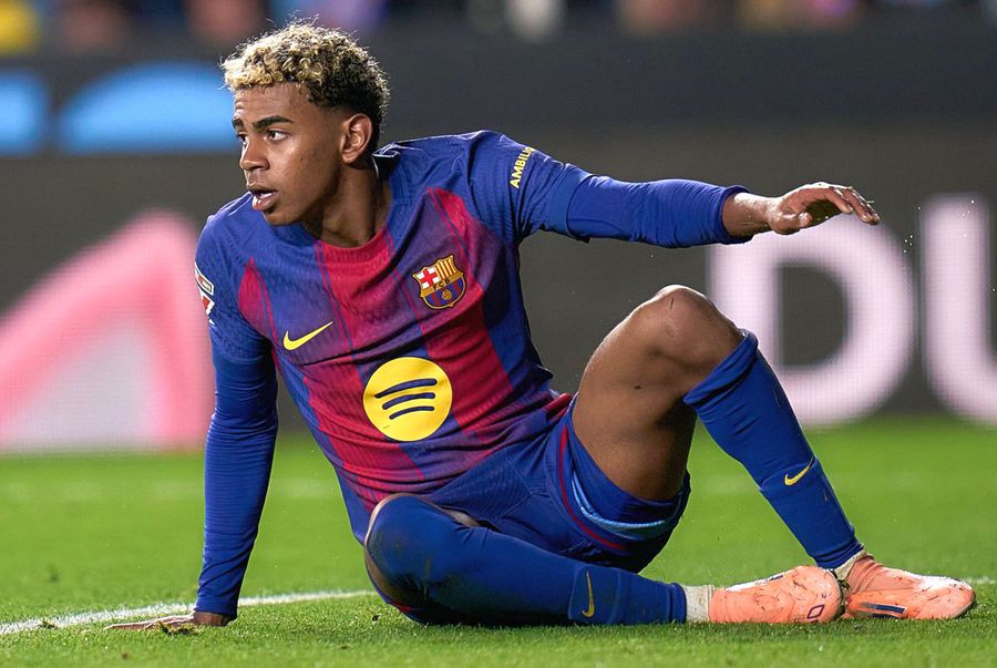 Lamine Yamal, in the middle of the conflict between the Spanish Federation and Barcelona / Photo: Imago Racism and xenophobia are on the rise » Polls say it bluntly: he is the most hated footballer in La Liga!