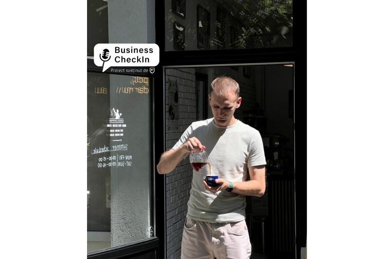 StartupCafe.ro: Business CheckIn. Up to Barou, the barista. A young man from Timișoara opened his cafe near the law school he attended