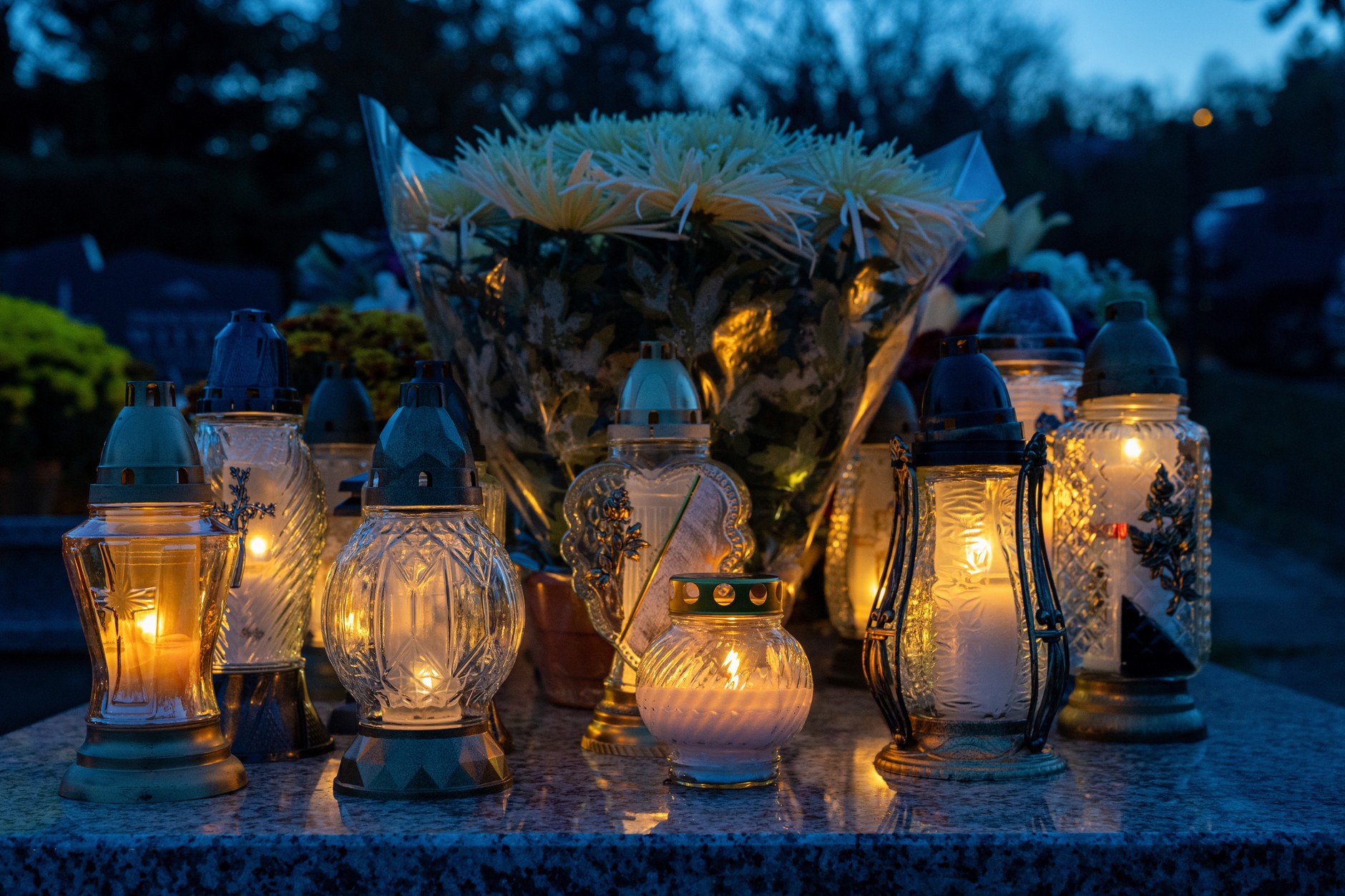 Zasański Cemetery in Przemyśl after dark