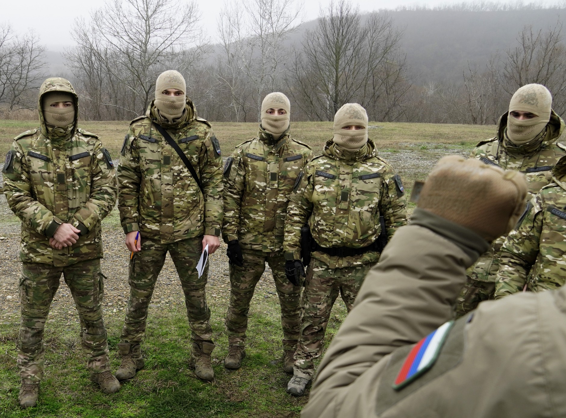 Russian volunteers undergo training (illustrative photo)