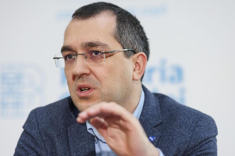 Vlad Voiculescu, Photo: Inquam Photos / Sabin Cirstoveanu