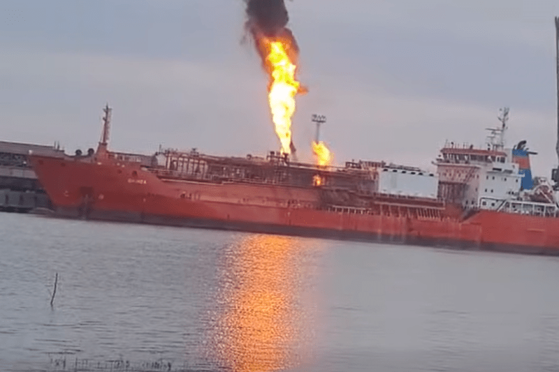VIDEO The town of Plauru in Tulcea county, evacuated after the Russians hit a ship loaded with LPG at the Ukrainian border. Danger of explosion on the Danube
