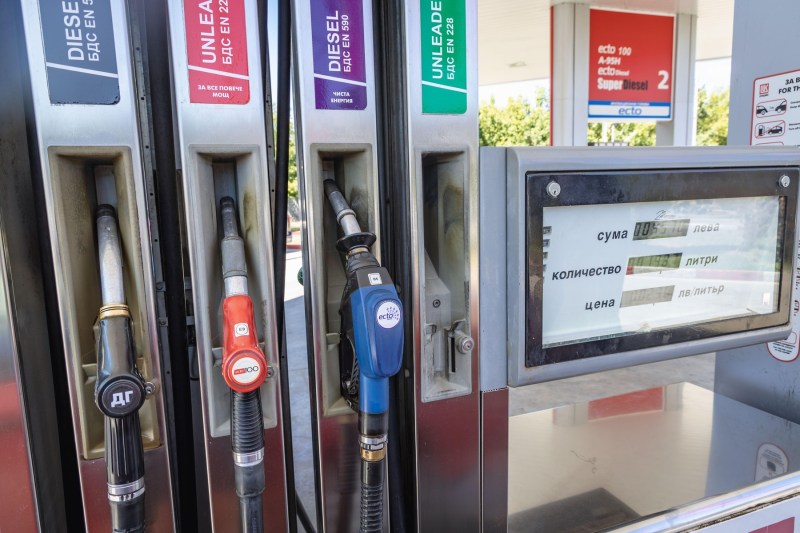 Bulgaria has gas reserves for just one month before US sanctions against Lukoil take effect