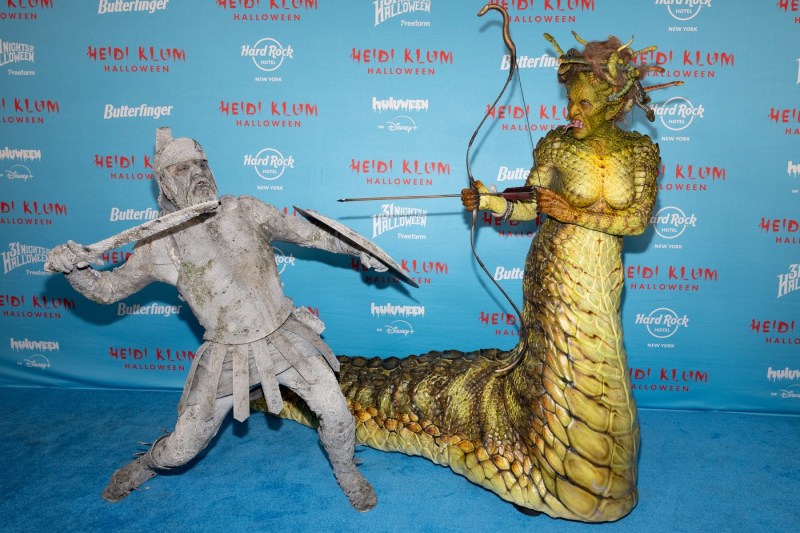 PHOTO Halloween 2025: From Medusa, to Shrek or Barbie, Hollywood stars competed in costumes at the most famous horror party