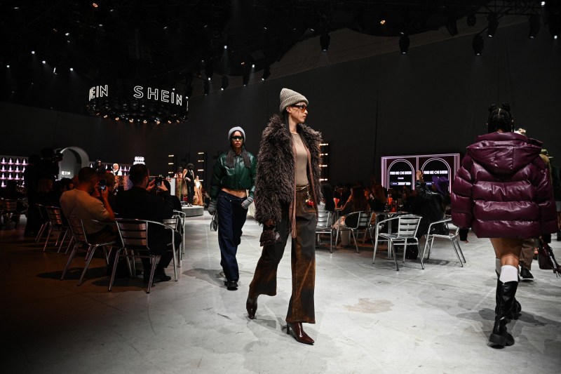Shein and Temu, targeted in Italy: Tax on cheap parcels from China