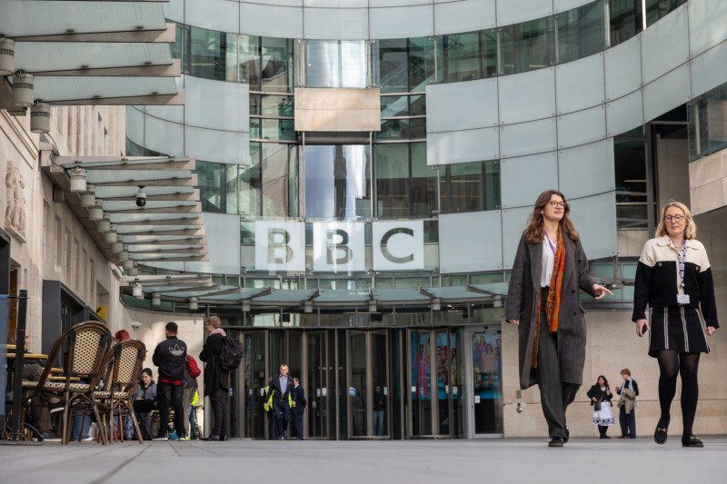 BBC 'sincerely regrets' editing of Trump speech but ignores allegation Trump threatens $1 billion lawsuit