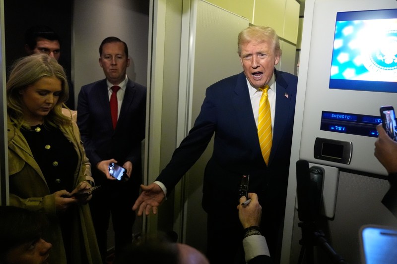 VIDEO Reaction from the White House after Trump told a journalist to 