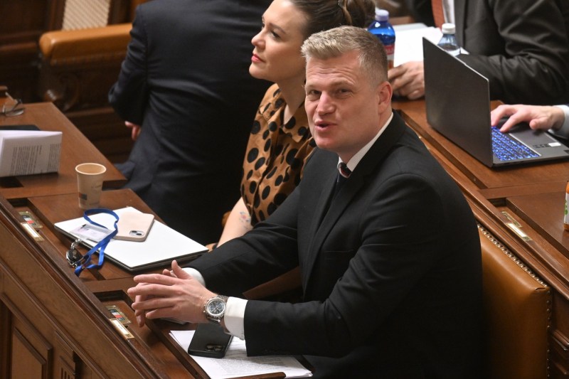 Suspicions of Nazi sympathies in the government proposed by Andrej Babis. The Czech president raises new objections