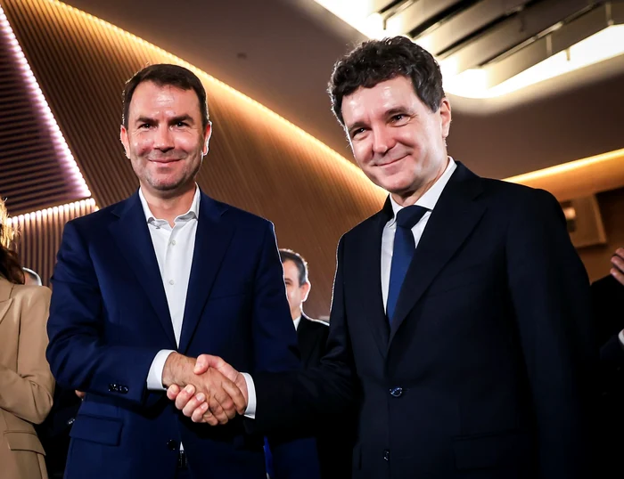 Nicușor Dan and Cătălin Drula, at the USR candidate launch event. PHOTO: USR