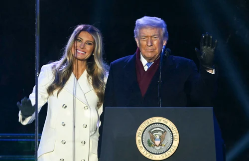 Melania Trump lit the national Christmas tree in Washington PHOTO AFP