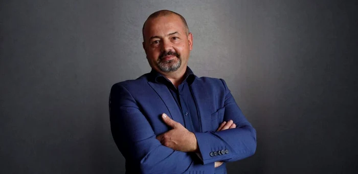 Adrian Asoltanie, financial education trainer