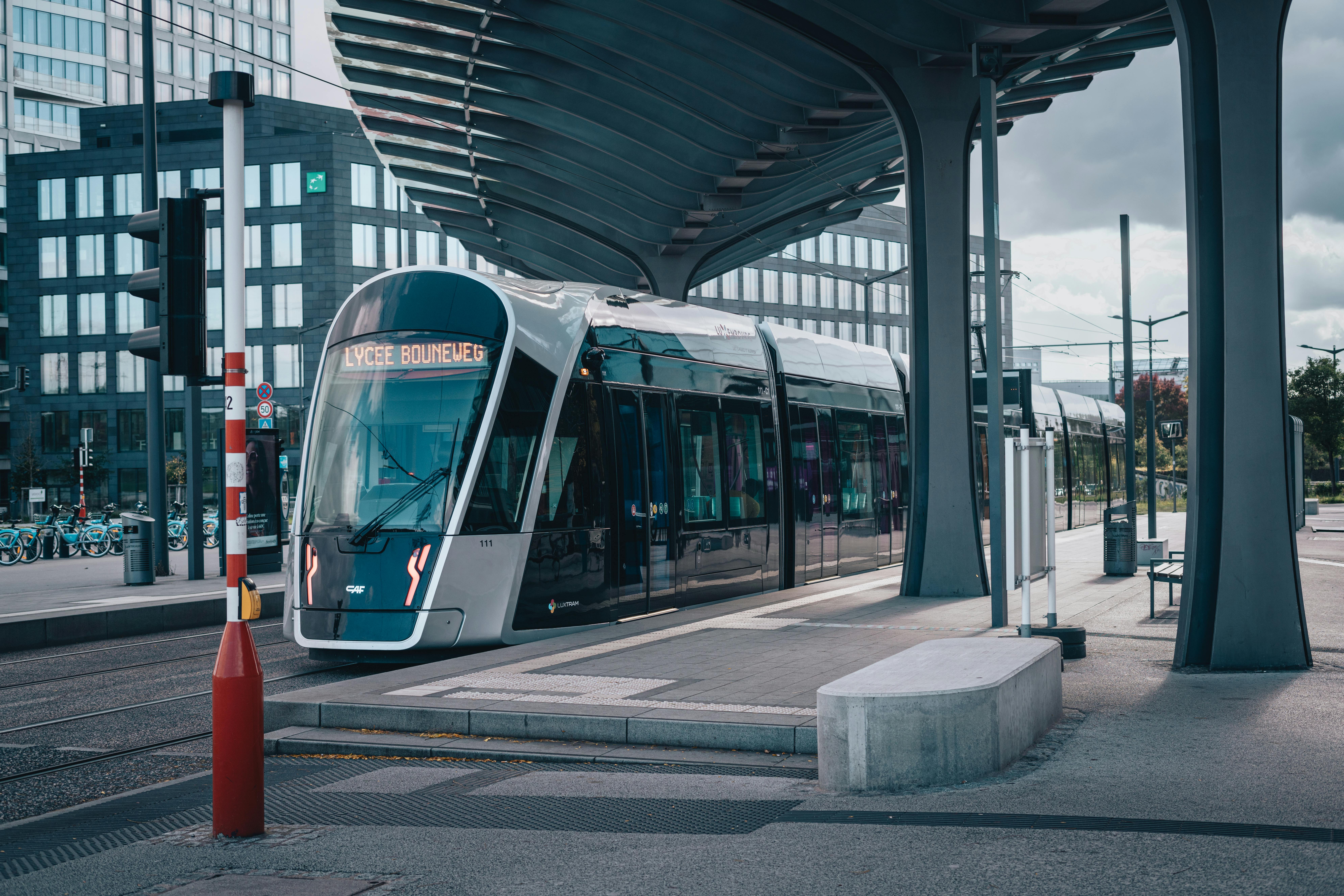 Free transportation in the world's safest destination for tourists photo: pexels