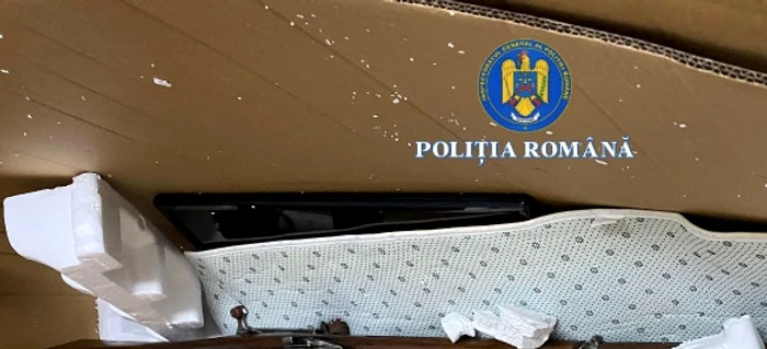 The package came into the possession of the woman. PHOTO Romanian Police