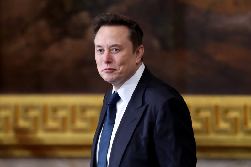 Musk's wealth has reached an unprecedented level in history: Three times richer than the second place in the Forbes list