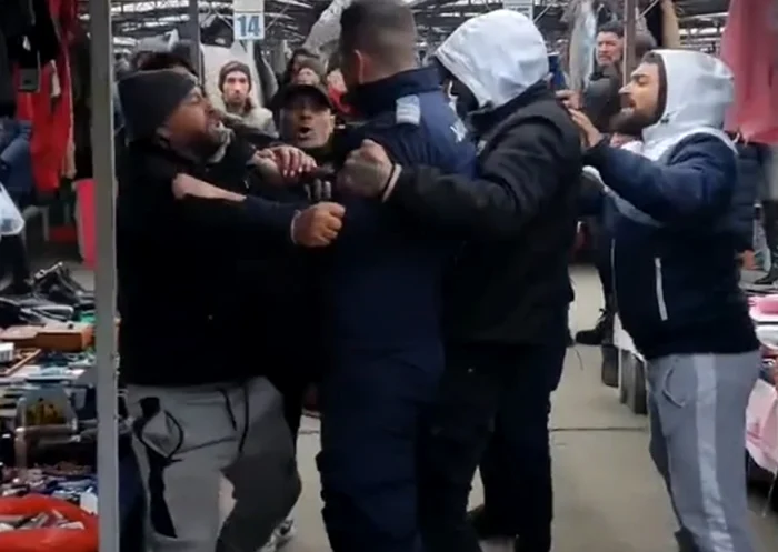 The violent incident took place in Flavia Square. PHOTO: Video capture / opiniatimisoarei.ro. 