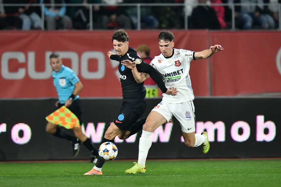 Kevin Ciubotaru, in a duel with David Miculescu at Hermannstadt - FCSB / photo: Cristi Preda (GSP.ro) Is Gigi Becali changing his mind? Declaration of love from the Christmas Fair: