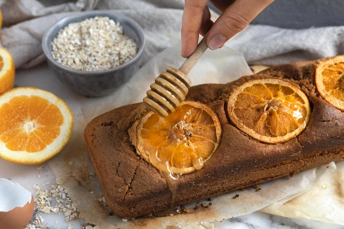 Honey was an important food in Roman cuisine. Source: Freepik.com