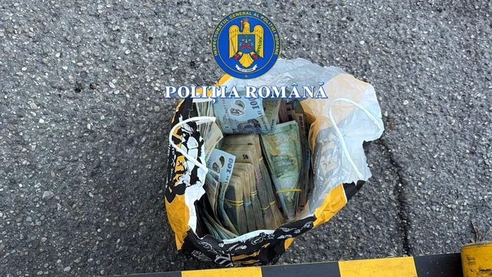 The money stolen by the man was recovered PHOTO: IPJ Olt
