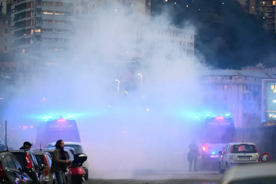 Chaos before the duel between Inter and Dan Şucu's team! Violent clashes, burnt cars