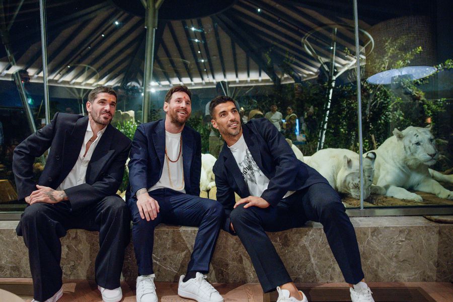 Messi, treated like a king in India » He received a gift of one million dollars