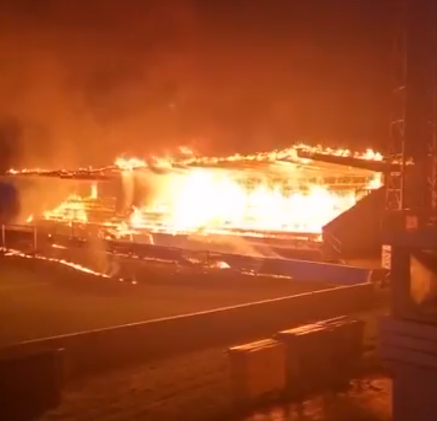 the stadium that was set on fire / photo source: X @HediCS2 Three minors set fire to the stadium of the former champion of the country